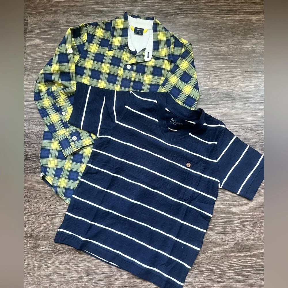 Gap kids boys Plaid button down shirt & tee bundle size XS (4/5)